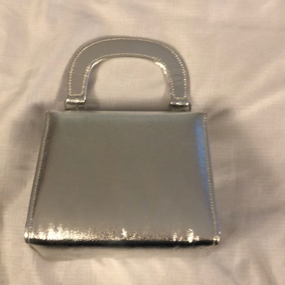 Silver Purse - Picture 2 of 8